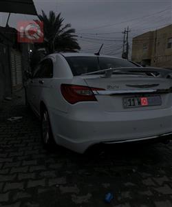 كرايسلر 200